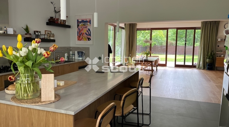 Lokacja #L301 - salon kuchnia