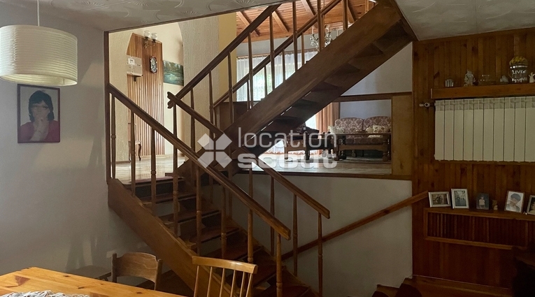 Lokacja #D884 - jadalnia