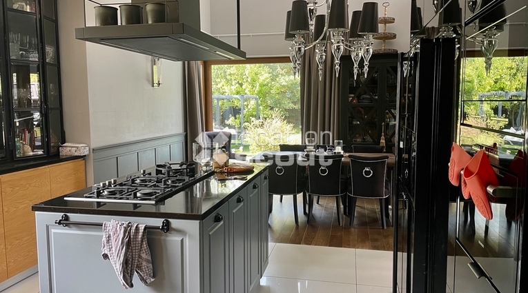 Lokacja #L131 - jadalnia