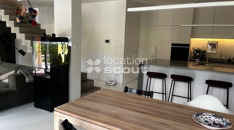 Lokacja #L225 - salon kuchnia