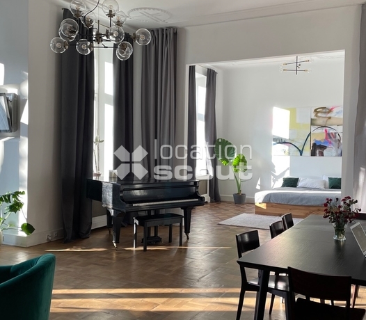 lokacja nr. L392, Warszawa, apartament klasyczny/elegancki, luksusowy, nowoczesny, minimalistyczny, paryski, vintage/retro, francuski, designerski