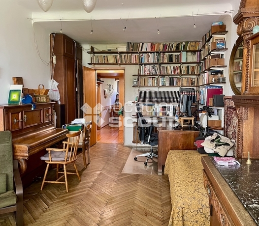 lokacja nr. L652, Warszawa, mieszkanie historyczny/retro, skromny, klimatyczny